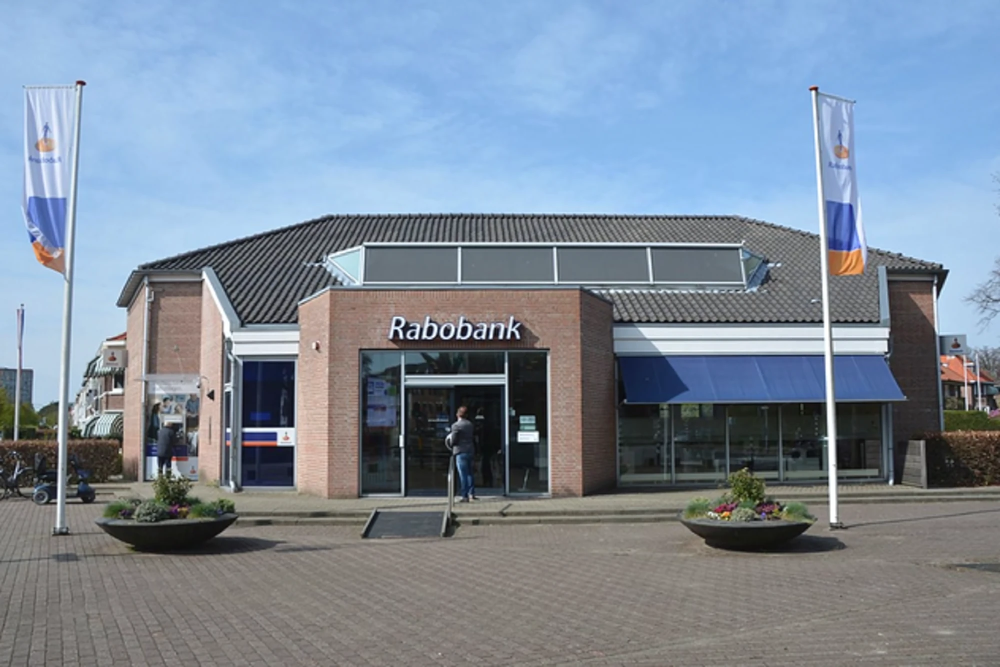 Rabobank_upscayl_2x_remacri-4x
